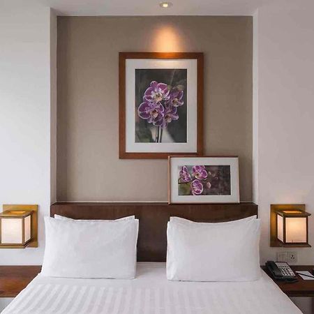 Veranda Hotel Pakubuwono Джакарта Экстерьер фото