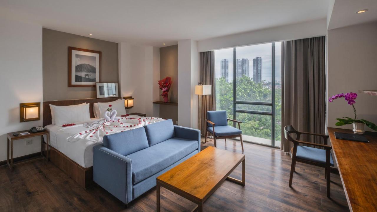 Veranda Hotel Pakubuwono Джакарта Экстерьер фото