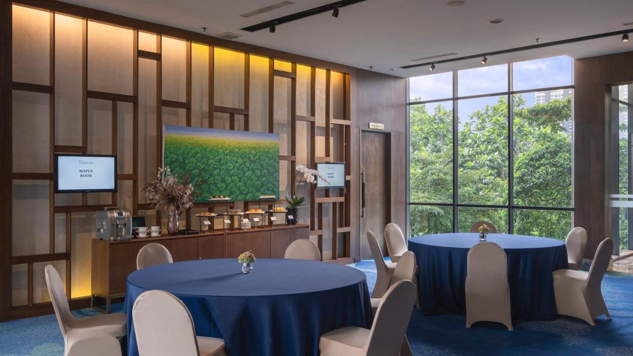 Veranda Hotel Pakubuwono Джакарта Экстерьер фото