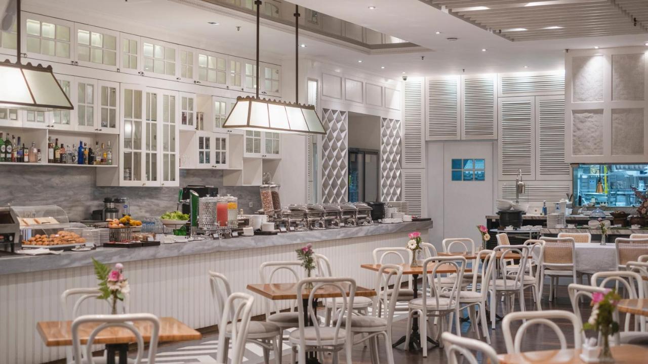 Veranda Hotel Pakubuwono Джакарта Экстерьер фото