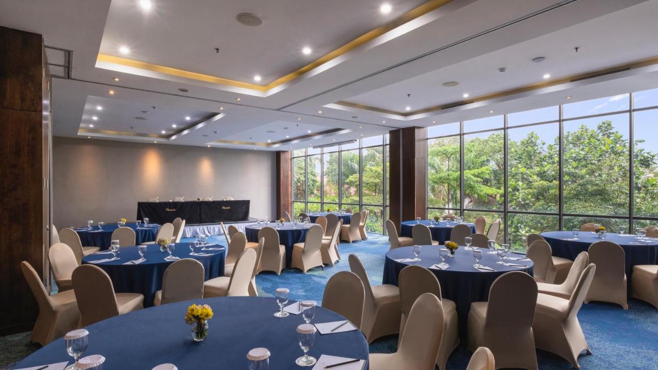 Veranda Hotel Pakubuwono Джакарта Экстерьер фото