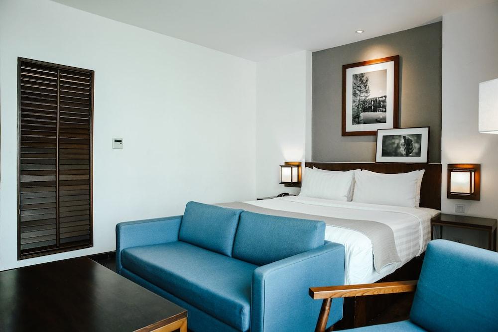 Veranda Hotel Pakubuwono Джакарта Экстерьер фото