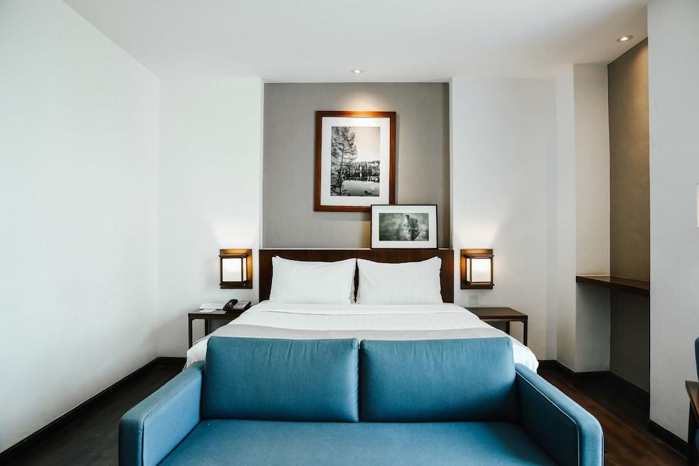 Veranda Hotel Pakubuwono Джакарта Экстерьер фото