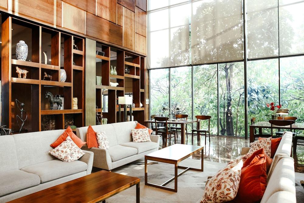 Veranda Hotel Pakubuwono Джакарта Экстерьер фото